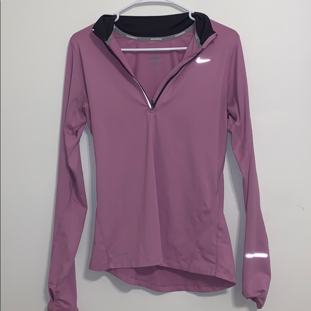 Light pink Nike Dri-fit pullover